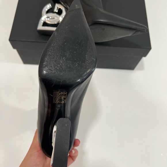 DOLCE AND GABBANA DG Heel Pointed Toe Bootie EU:38 - Picture 5 of 12
